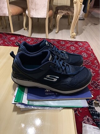 Skechers yürüyüş ayakkabısı 44 beden