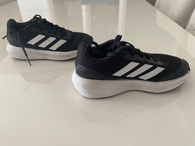 29 Beden Adidas çocuk ayakkabı