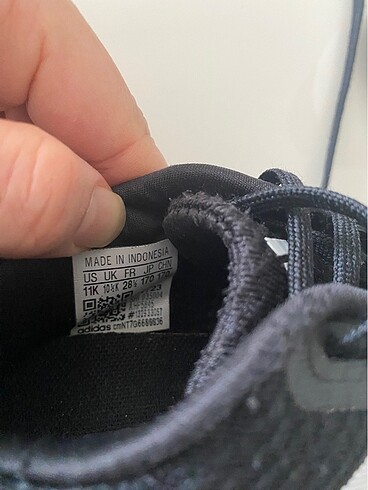 29 Beden siyah Renk Adidas çocuk ayakkabı