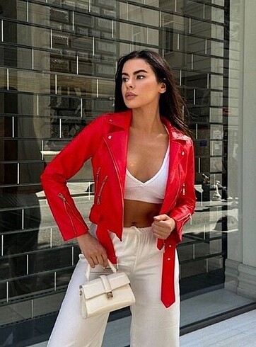 zara kırmızı s beden deri ceket etiketli