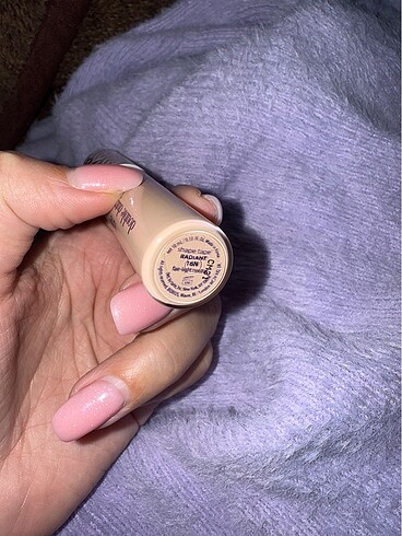  Beden Tarte shape tape kapatici