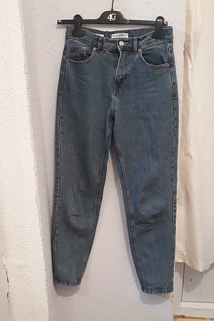 MOM Jeans