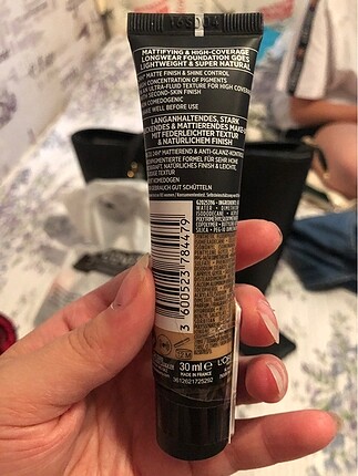  Beden Renk Loreal Fondöten