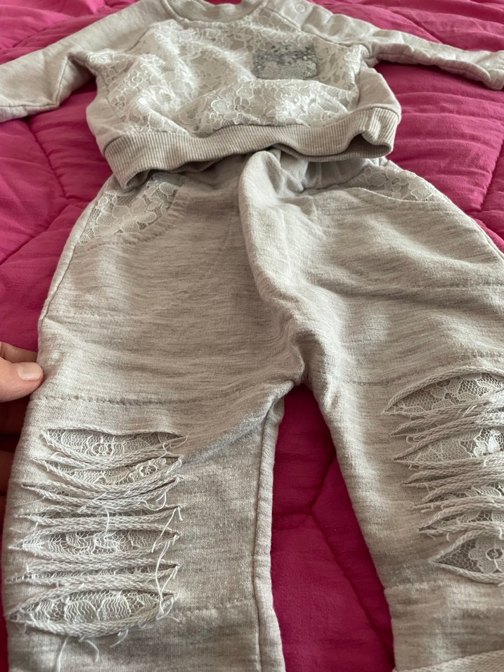 Gri Dantelli Nakışlı Uzun Kollu Bebek Kız Takımı - Görsel 2