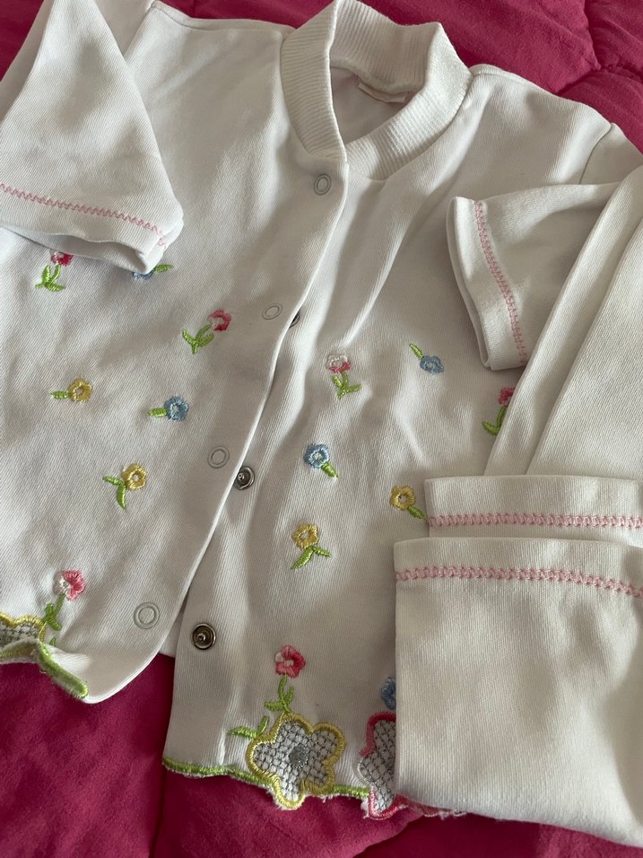 Nakışlı Beyaz Bebek Kız Takımı - Görsel 2