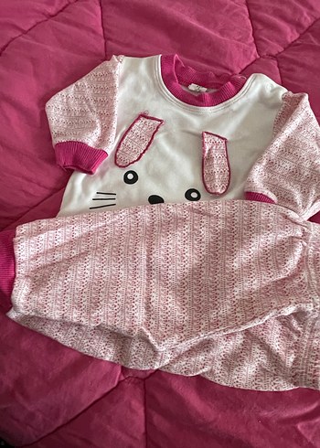 Renkli Nakışlı Örgü Uzun Kollu Bebek Kız Takımı - Görsel 2