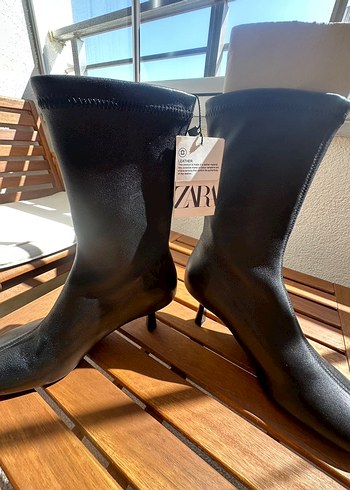 Zara Siyah Stiletto Topuklu Deri Bilekte Bot - Görsel 5