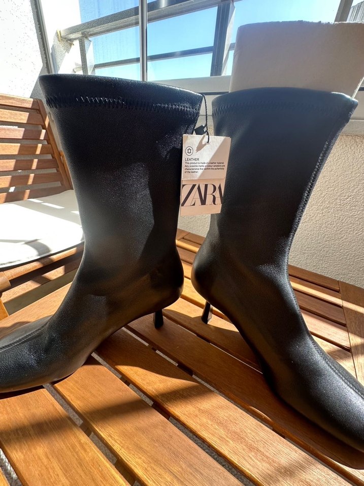 Zara Siyah Stiletto Topuklu Deri Bilekte Bot - Görsel 5