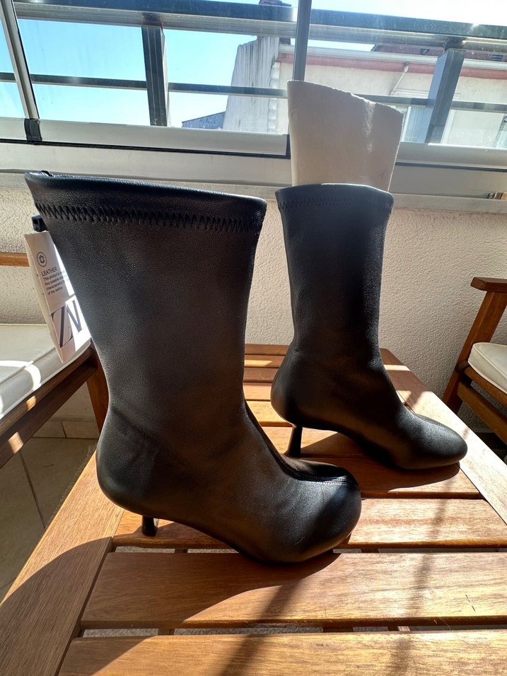 Zara Siyah Stiletto Topuklu Deri Bilekte Bot - Görsel 4