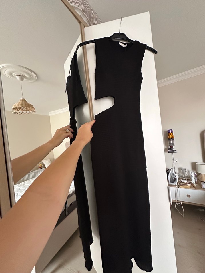 Zara Siyah Straplez Midi Elbise - Görsel 4