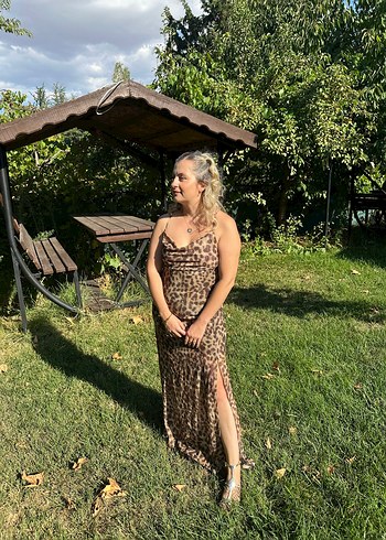 Kahverengi Leopar Desenli Uzun Elbise - Görsel 4