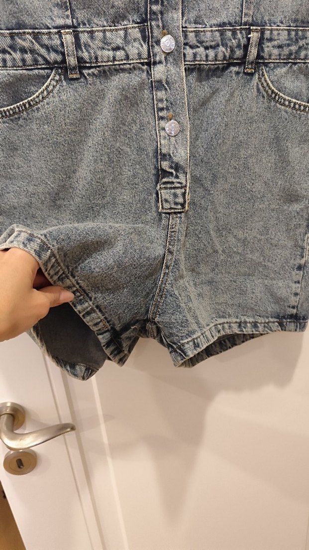 SON BEDEN Düğmeli  Denim Kolsuz Kadın Tulum - Görsel 3