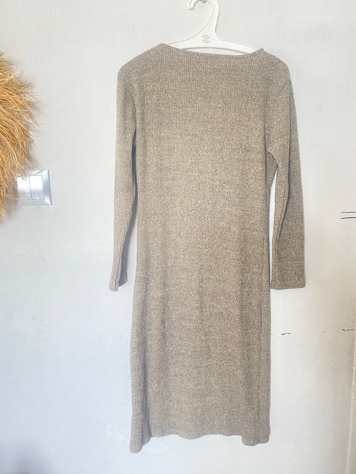 Bej V Yakalı Uzun Kollu Triko Elbise - Görsel 3