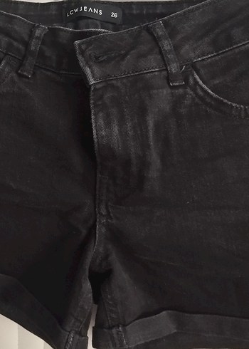 Siyah Mini Kadın Denim Şort - Görsel 4