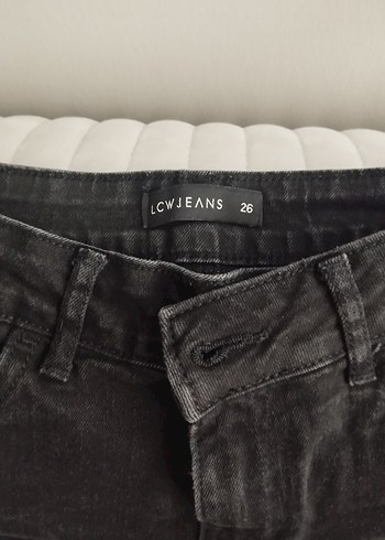 Siyah Mini Kadın Denim Şort - Görsel 3