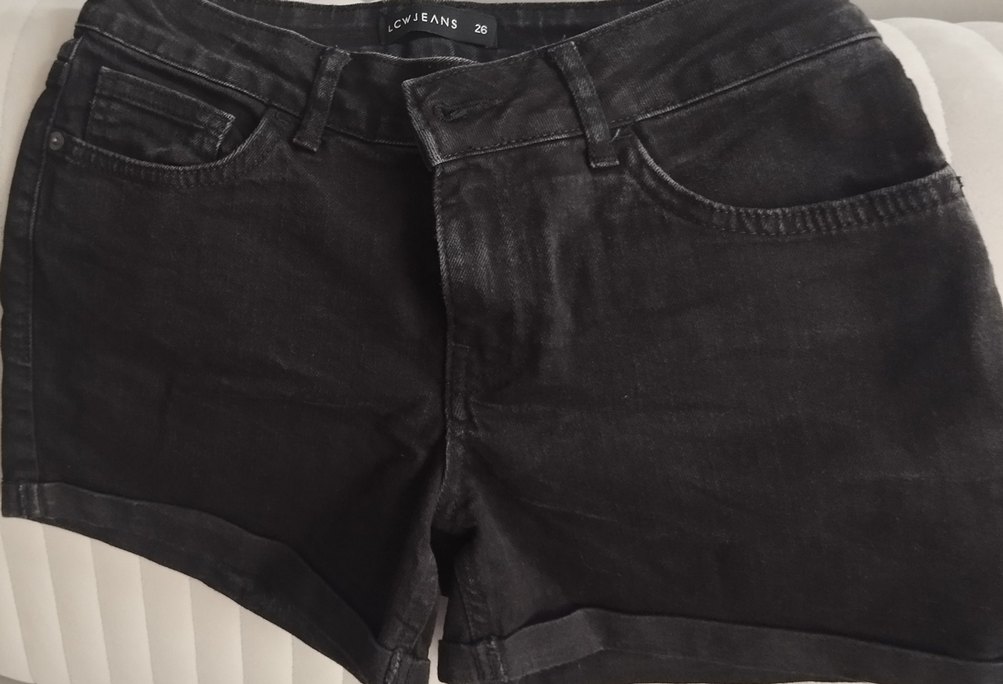 Siyah Mini Kadın Denim Şort - Görsel 4