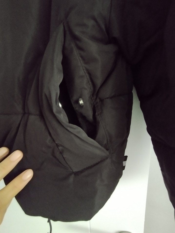 Siyah Fermuarlı Kadın Kışlık Ceket - Görsel 4