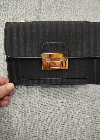 Klasik Siyah Deri Kadın Çanta - Görsel 2