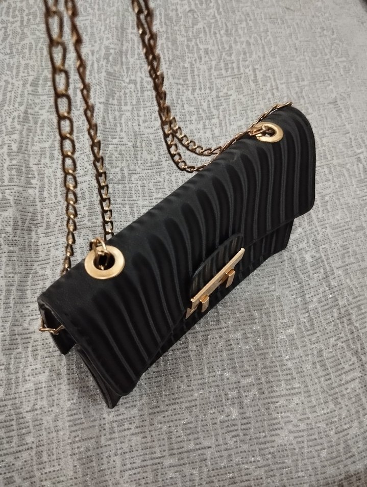 Klasik Siyah Deri Kadın Çanta - Görsel 3