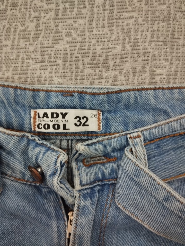 Kadın Mavi Kot Mini Şort Kemerli - Görsel 3