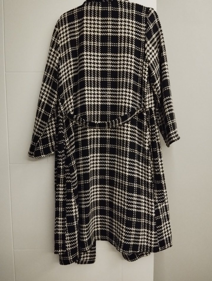 Kadın Gri Ekose Uzun Düğmeli Kaban - Görsel 4