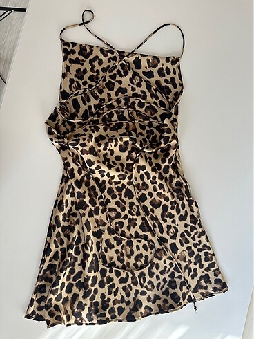 Zara leopar elbise