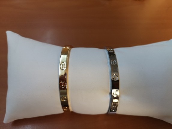 cartier bileklik modelleri 