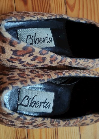42 Beden Leopar Desenli Süet Stiletto Topuklu Kadın Ayakkabı
