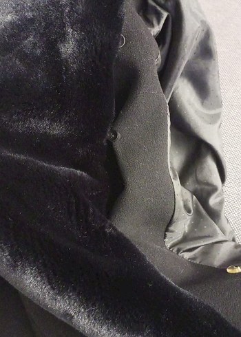 siyah Midi Kadın Kaban - Peluş Detaylı - Görsel 5