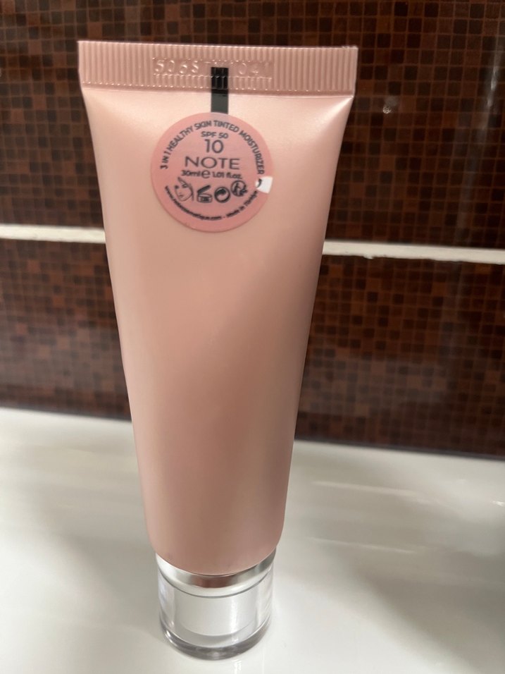 Note 3in1 Sağlıklı Cilt SPF50 Tonlu Nemlendirici - Görsel 2