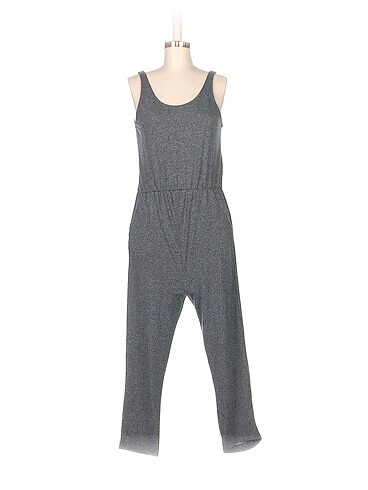 H&M Kısa Tulum %70 İndirimli.