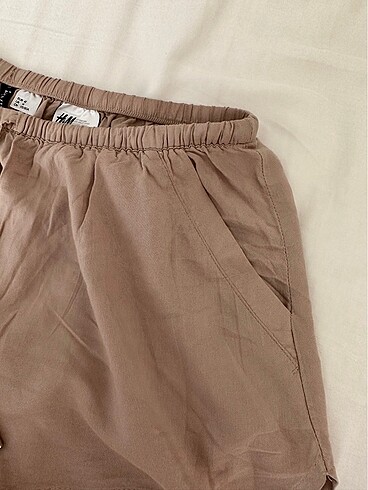 42 Beden H&M şort