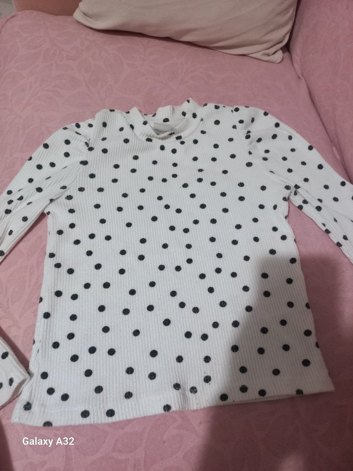 Kız Çocuk Beyaz Puantiyeli Uzun Kollu Balıkçı Yaka - Görsel 3