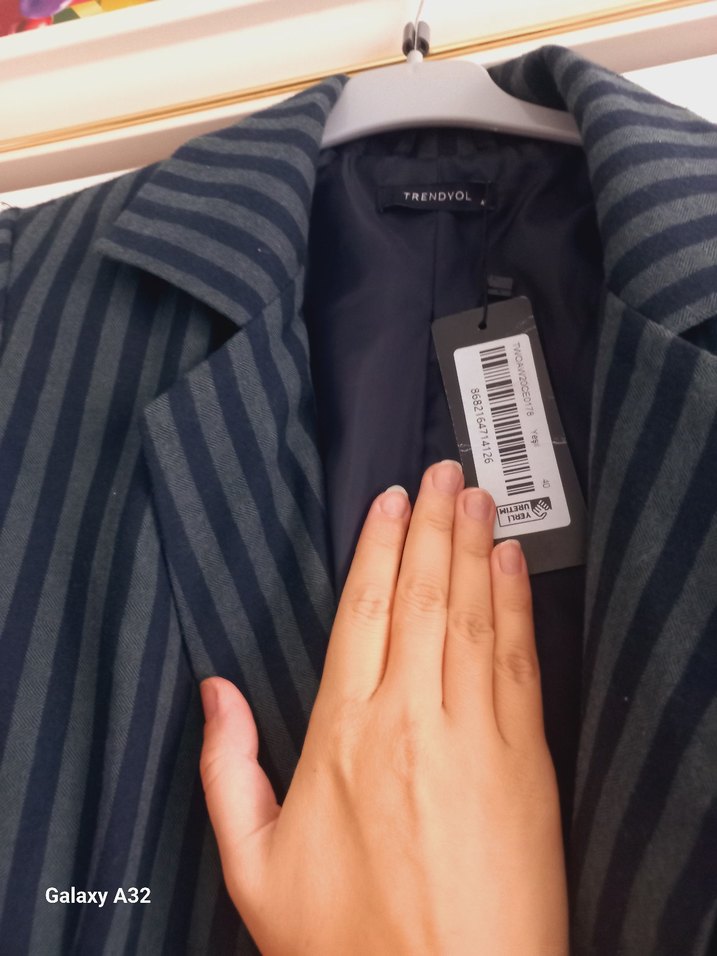 Düğmeli Lacivert Çizgili Kadın Blazer Ceket - Görsel 3