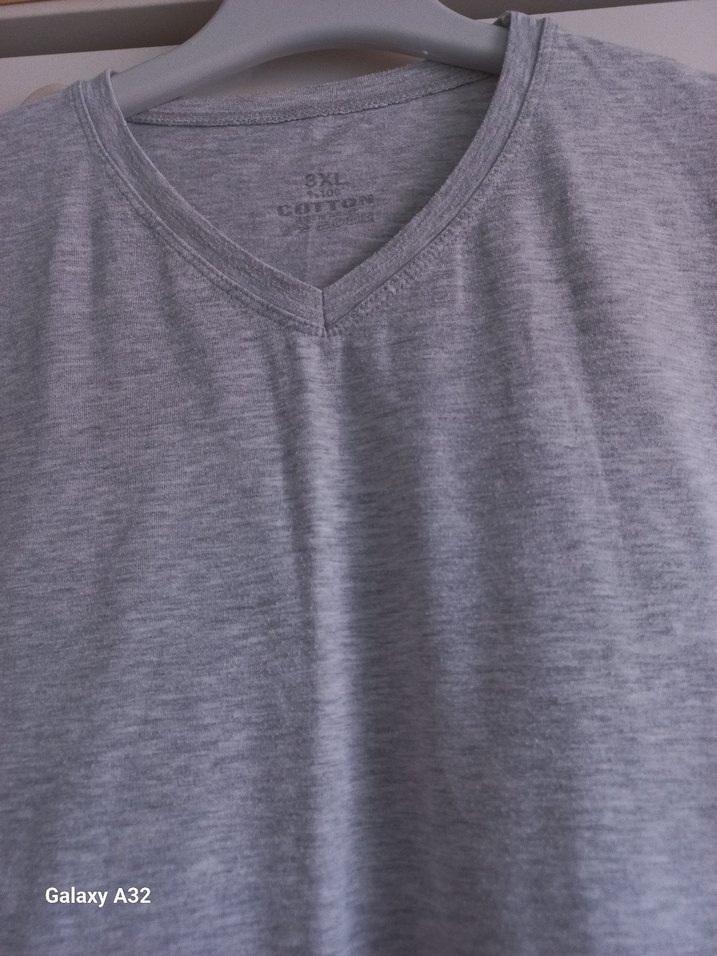 Gri V Yaka Kısa Kollu Hamile Tişörtü - Görsel 4