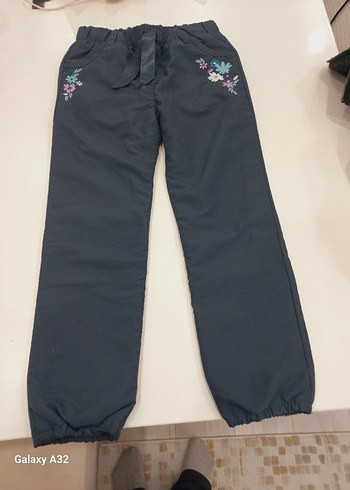 Nakışlı Kemerli Kız Pantolonu - Görsel 5