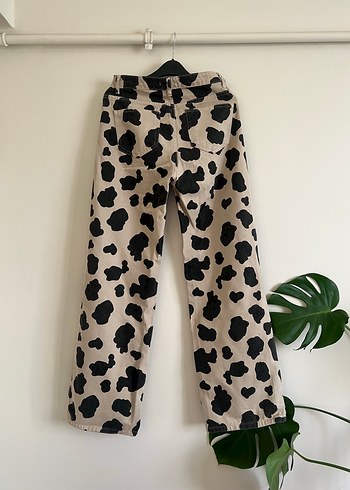 Kadın İnek Desenli Kot Pantolon - Görsel 2
