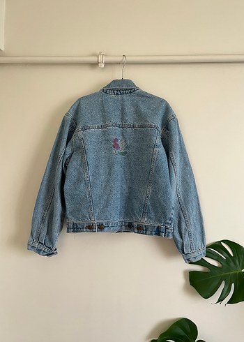 Nakış Detaylı Kot Ceket - Görsel 2