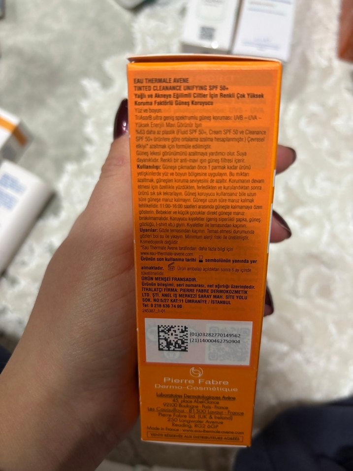 Avene SPF 50+ Cleanance Tonlu Güneş Kremi 50 ml - Görsel 2