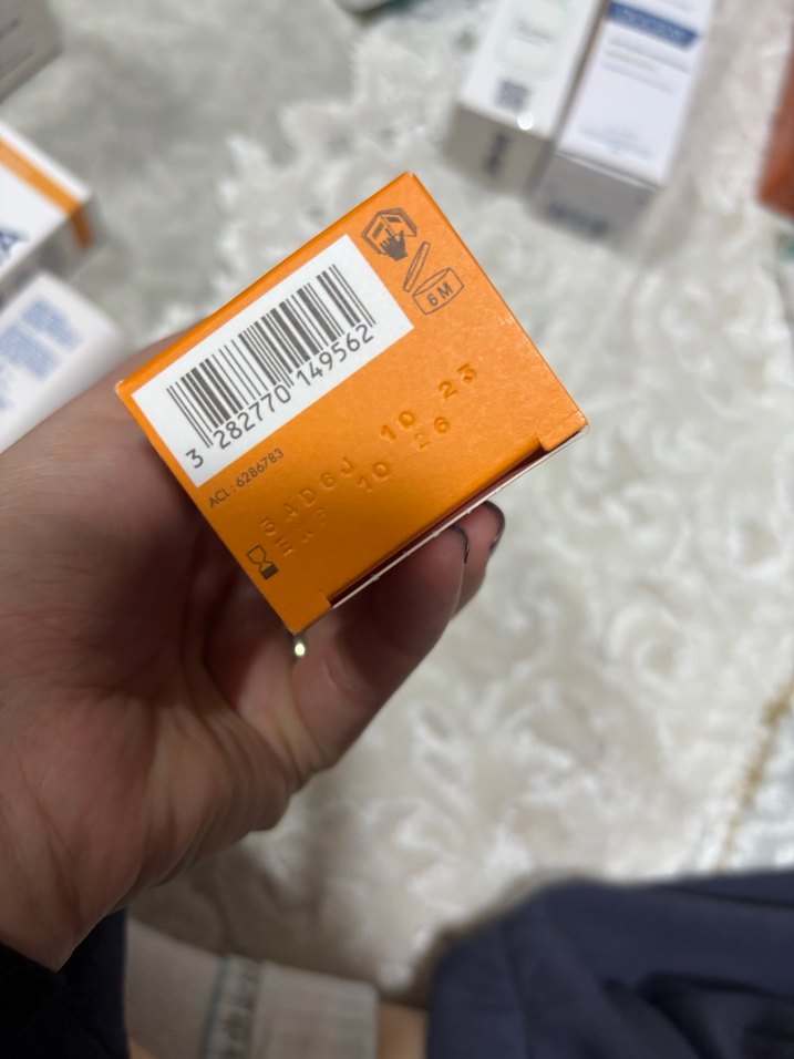 Avene SPF 50+ Cleanance Tonlu Güneş Kremi 50 ml - Görsel 3