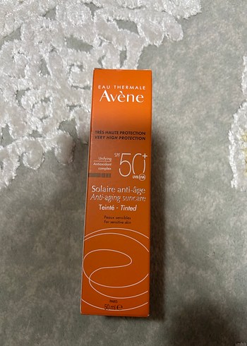 Avene SPF 50+ Anti-Aging Tonlu Güneş Kremi - Görsel 2