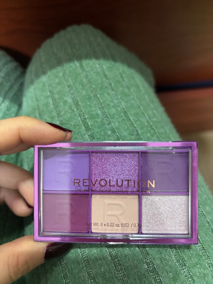 Hafif Mor Tonlarda Göz Farı Paleti - Görsel 2