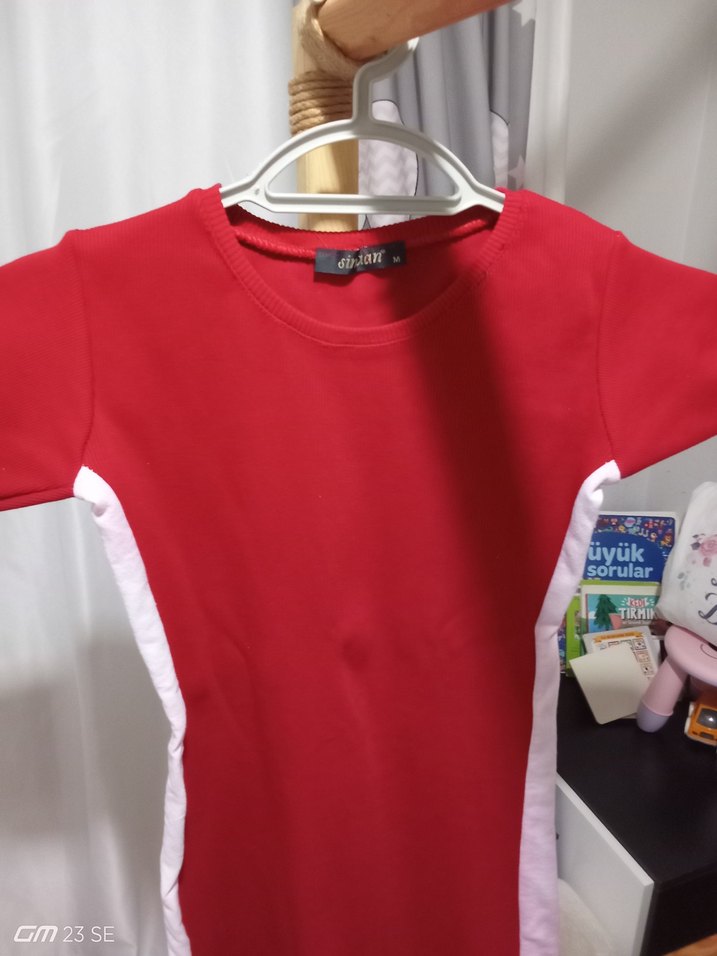 Kısa Kollu Kırmızı  Elbise - Görsel 2