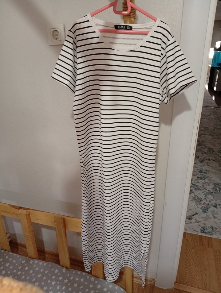 Beyaz Siyah Çizgili Kısa Kollu Kadın Tişört - Görsel 2