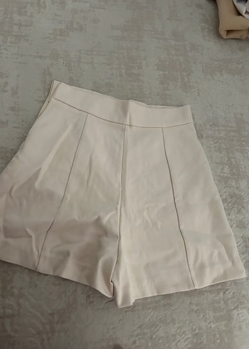 Zara Düğmeli Bej Yüksek Bel Mini Şort
