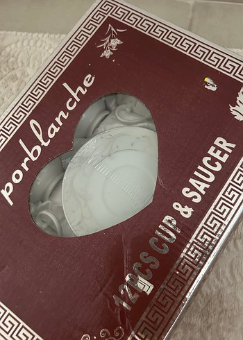 Beden Gri Desenli Beyaz Porselen Kahve Fincan Takımı