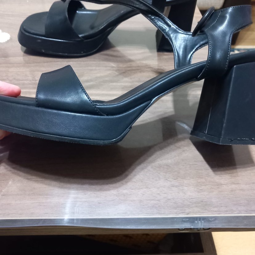 Kadın Siyah Platform Topuklu Sandalet - Görsel 2