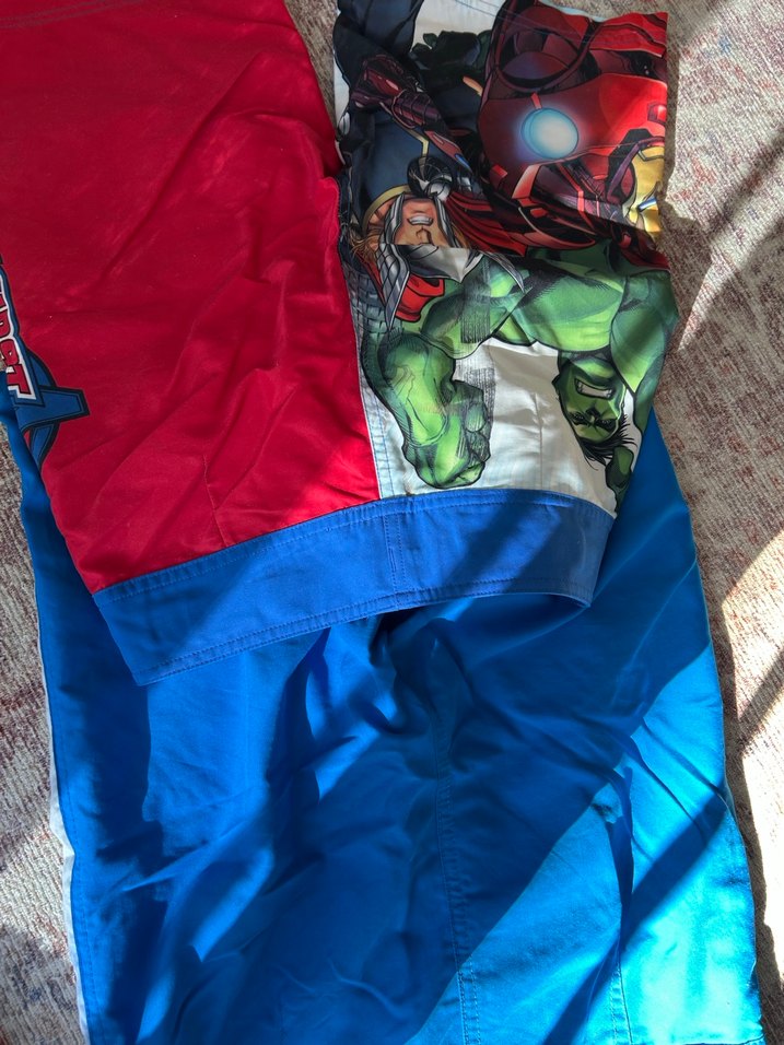 Çocuklar için Çok Renkli Battaniye - Görsel 3