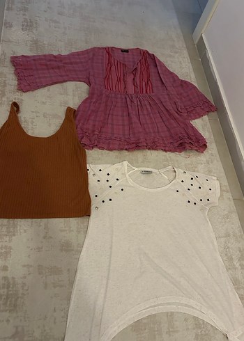 Beyaz Nakışlı Kız Tişörtü - Görsel 2