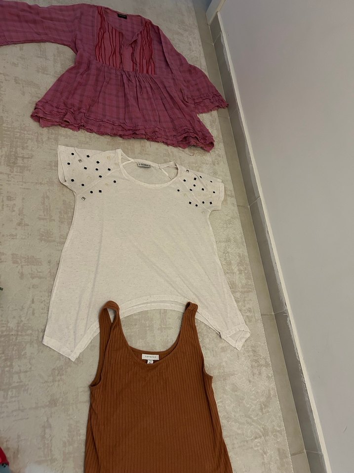 Beyaz Nakışlı Kız Tişörtü - Görsel 5